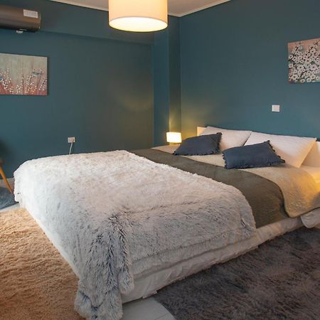 Top Floor Apartment In Chalkida Luaran gambar