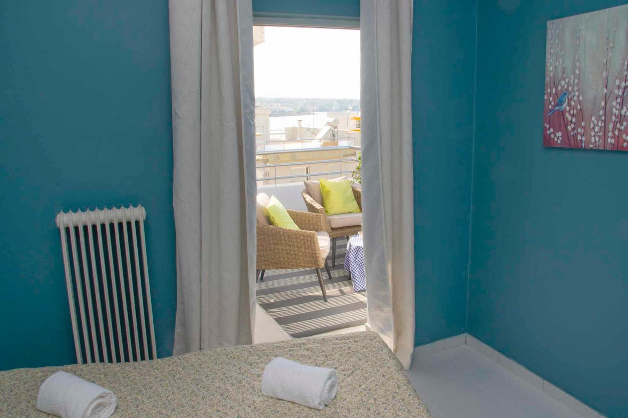Top Floor Apartment In Chalkida Luaran gambar